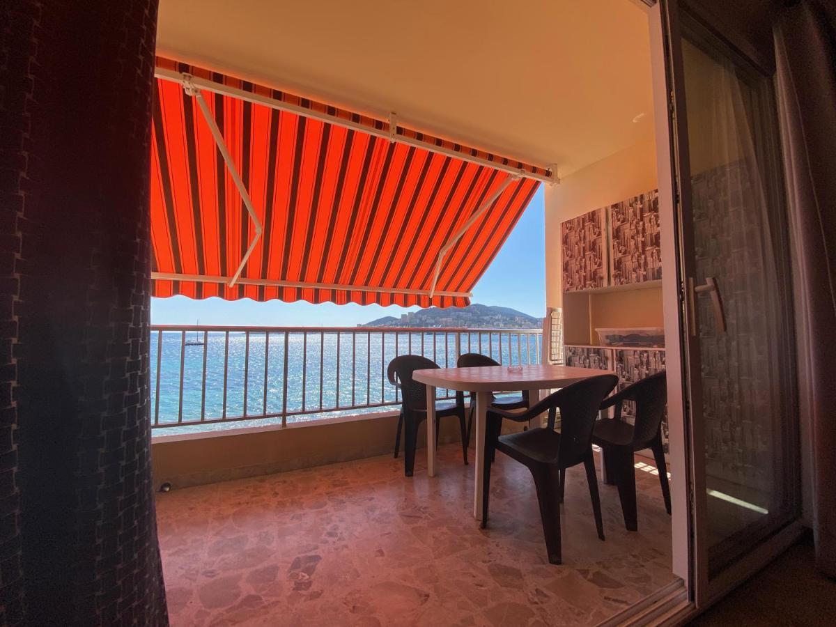 Apartment Logement Les Pieds Dans L'eau ! Ajaccio (Corsica)